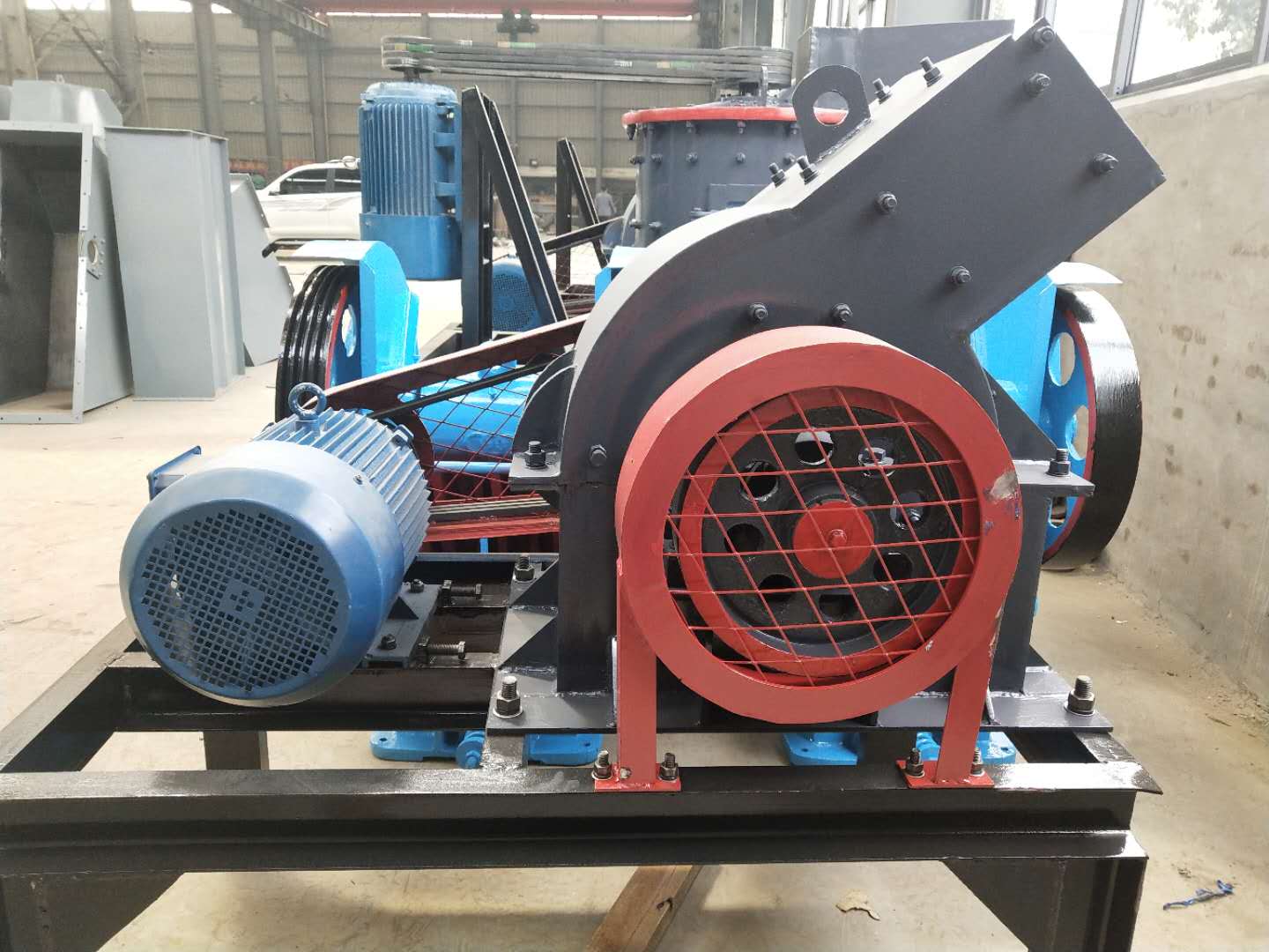錘式破碎機(jī)